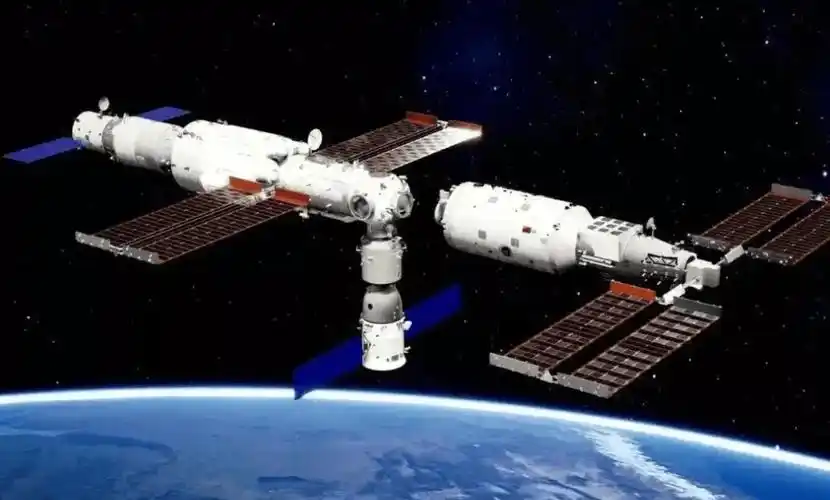 国际空间站迎1男2女,神舟十八号乘组确定,有女航天员吗?