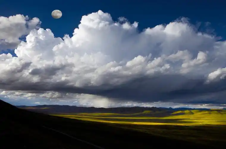 墨童-月下藏人的摄影-离天最近的甘德草原让你感觉不一样的世界
