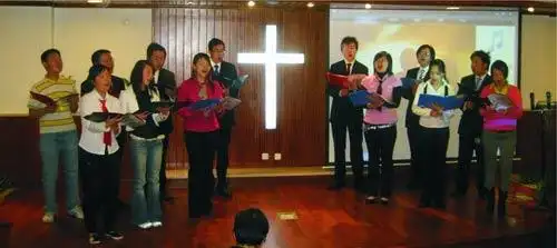 信仰基督教 葡萄牙华人在"复活节"里欢聚(图)