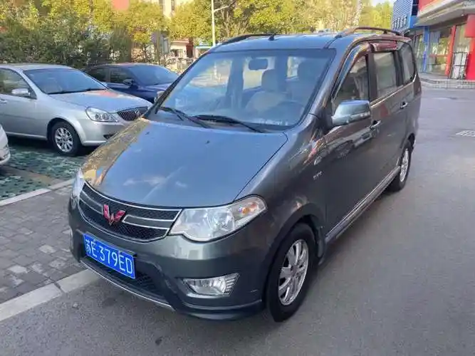 五菱 五菱宏光  2013款 1.5l s舒适型图片