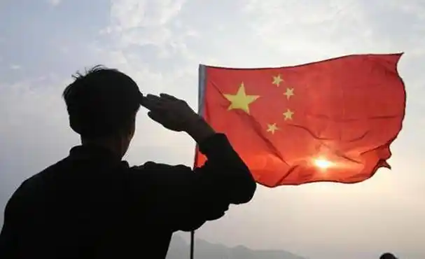 原创70年前支持五星红旗的才15人最高票185的第三号作品是什么