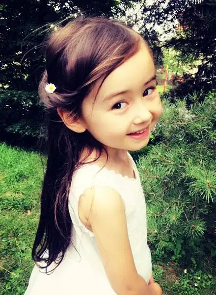 汤唯婚后生活首次曝光!四岁女儿中韩混血比妈漂亮,汤唯颜值崩了