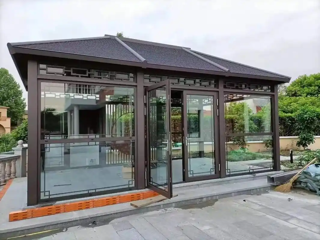 庭院里设计个阳光房,不要执着于玻璃顶了!