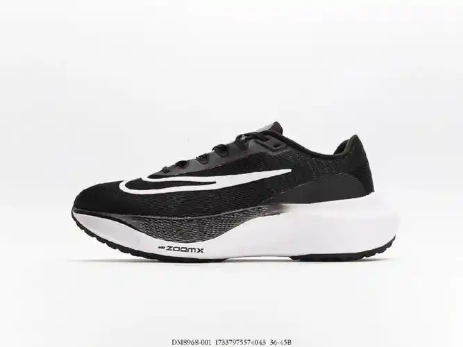 耐克nikezoomfly5耐克超弹轻盈跑步鞋