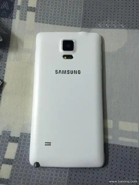 急转让一部全新三星note4白色带发票配件