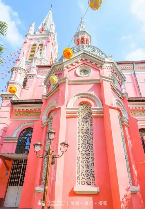 胡志明市超少女系的粉色教堂——耶稣圣心堂