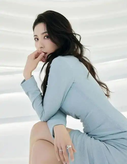 性感气质女神曾黎女人味十足实在是太喜欢了