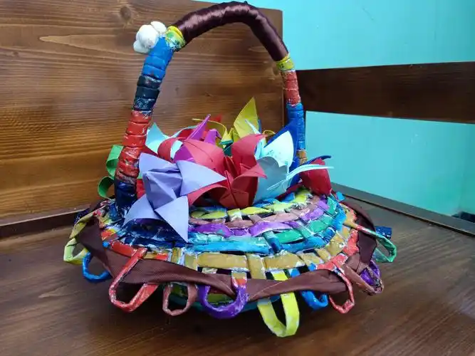 紫湖镇中心幼儿园"创意无限,绿色环保〃亲子手工大赛