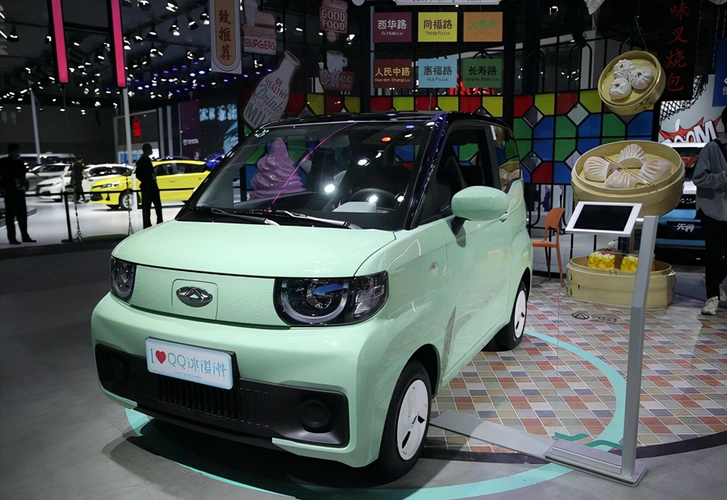 奇瑞qq冰淇淋年底上市外观呆萌可爱对标宏光miniev