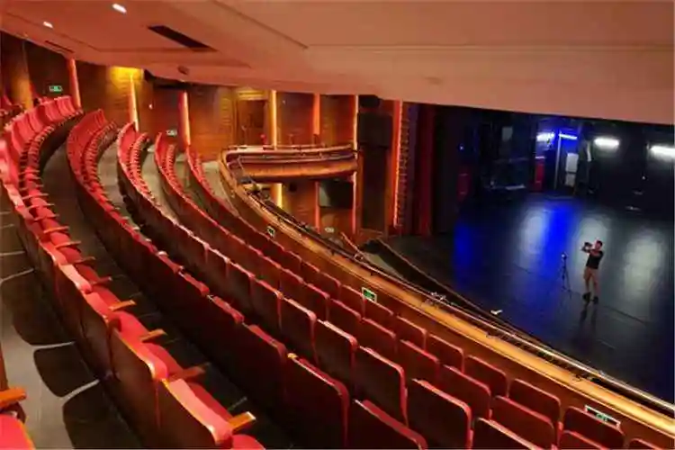 et聚场(上海共舞台)