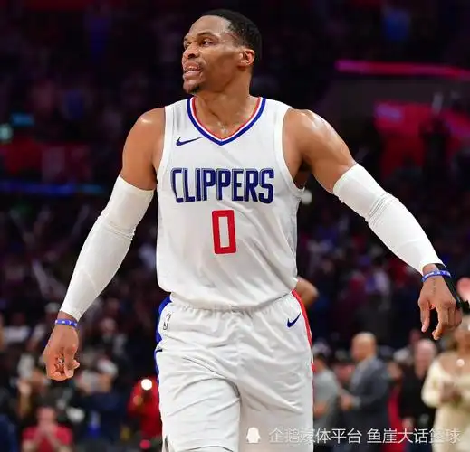 伦纳德36 5哈登大发神威,湖人意中人51 7尽力,威少也立功_腾讯新闻