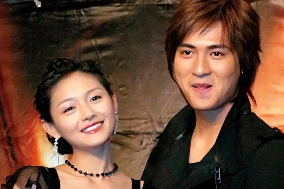 和大s分手后,周渝民在节目中控诉:听到她高跟鞋的声音我会颤抖