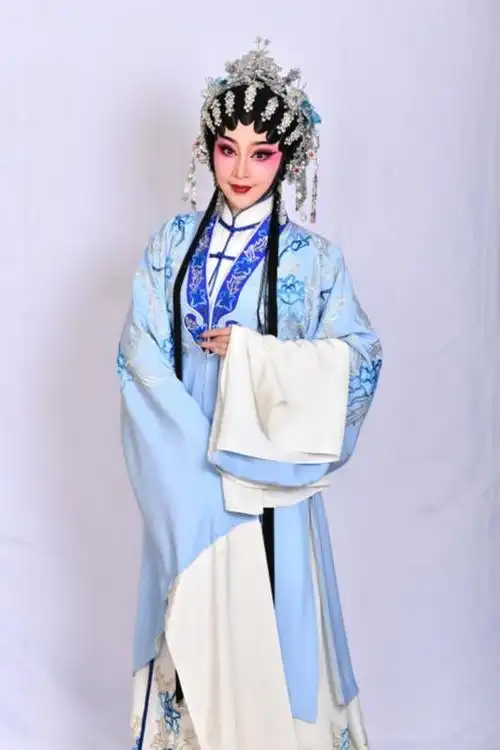 专访陈韵玲我是粤剧演员我在直播间等你传承广东文艺正新鲜