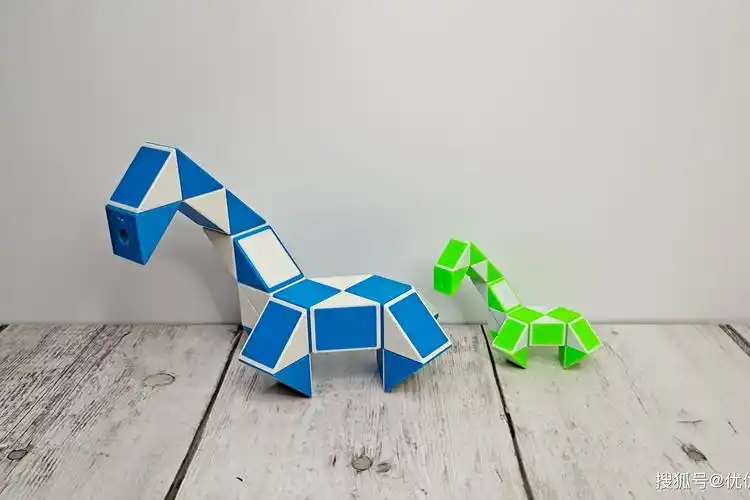 24段魔尺教程变恐龙魔尺变动物系列简单易学慢动作教会你