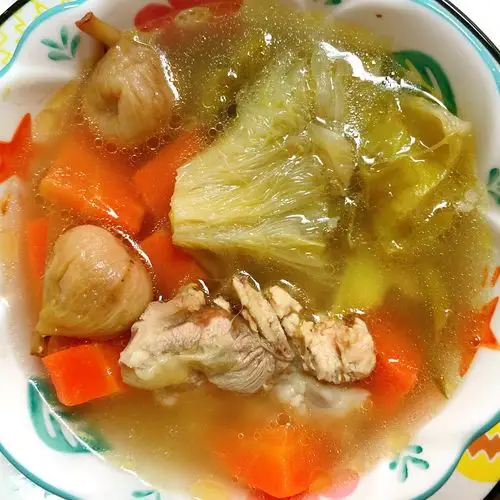 午餐:剑花无花果扇骨汤