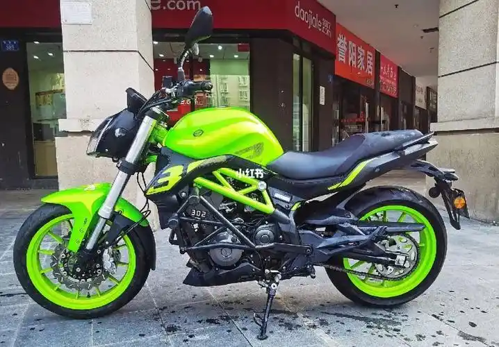 20年加价绿色黄龙300  4手户  一万七千公里  全车无伤   车况相当