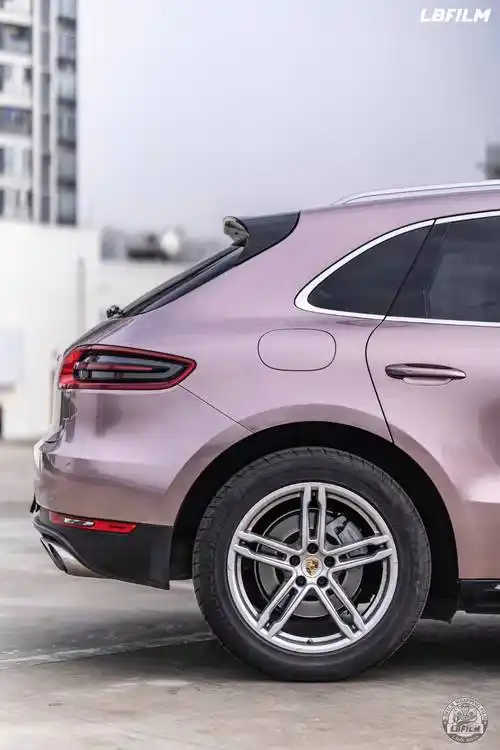 保时捷macan-lb改色膜原厂漆冰莓粉,暗粉嫩的少女感_搜狐汽车_搜狐网