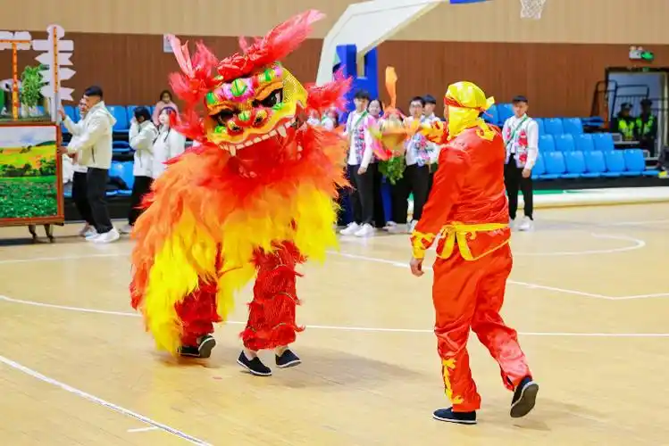 非遗小狮子舞出文化传承