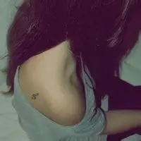 个性网女后背纹身头像