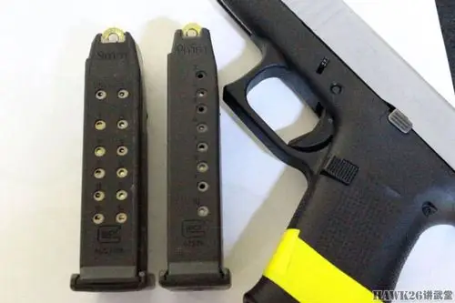 原创评测迟来的格洛克48首款银色套筒单排弹匣便携式手枪