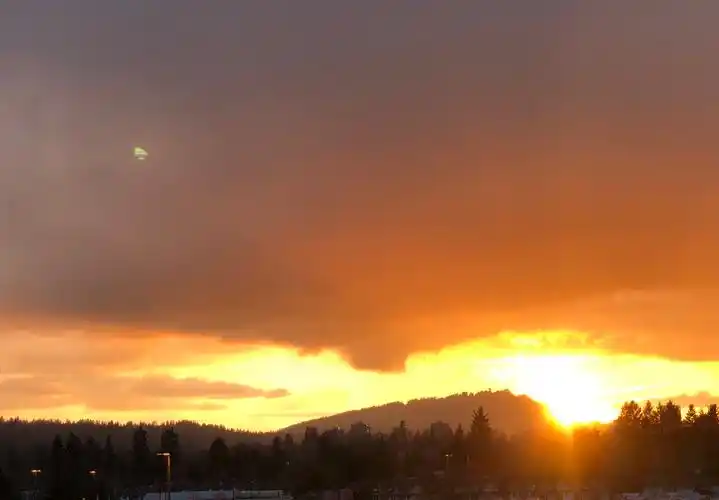 夕阳和早晨(同一个场景)