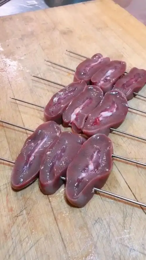 今天教大家.烤猪腰子-美食视频-搜狐视频