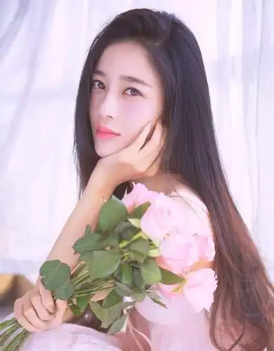 因名字被坑惨的四位明星,最后一个最惨