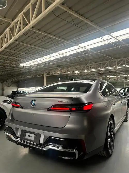 近200万的电车 宝马你是疯了吗_宝马i7社区_易车社区