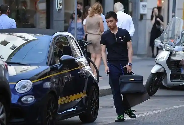 苏宁"太子"张康阳被全球追债:张近东会救?