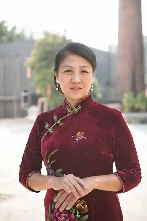 中年离婚女人再婚恐惧心理(中年女人恐惧再婚,有自身的原因,也有身边