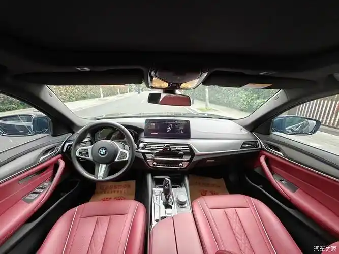 21款宝马530li  m运动套  你喜欢5系吗?