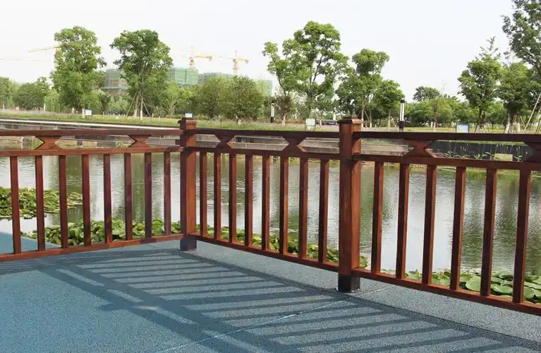 户外室外碳化木栅栏庭院隔断别墅露台木围栏木栏杆护栏门长120高70cm