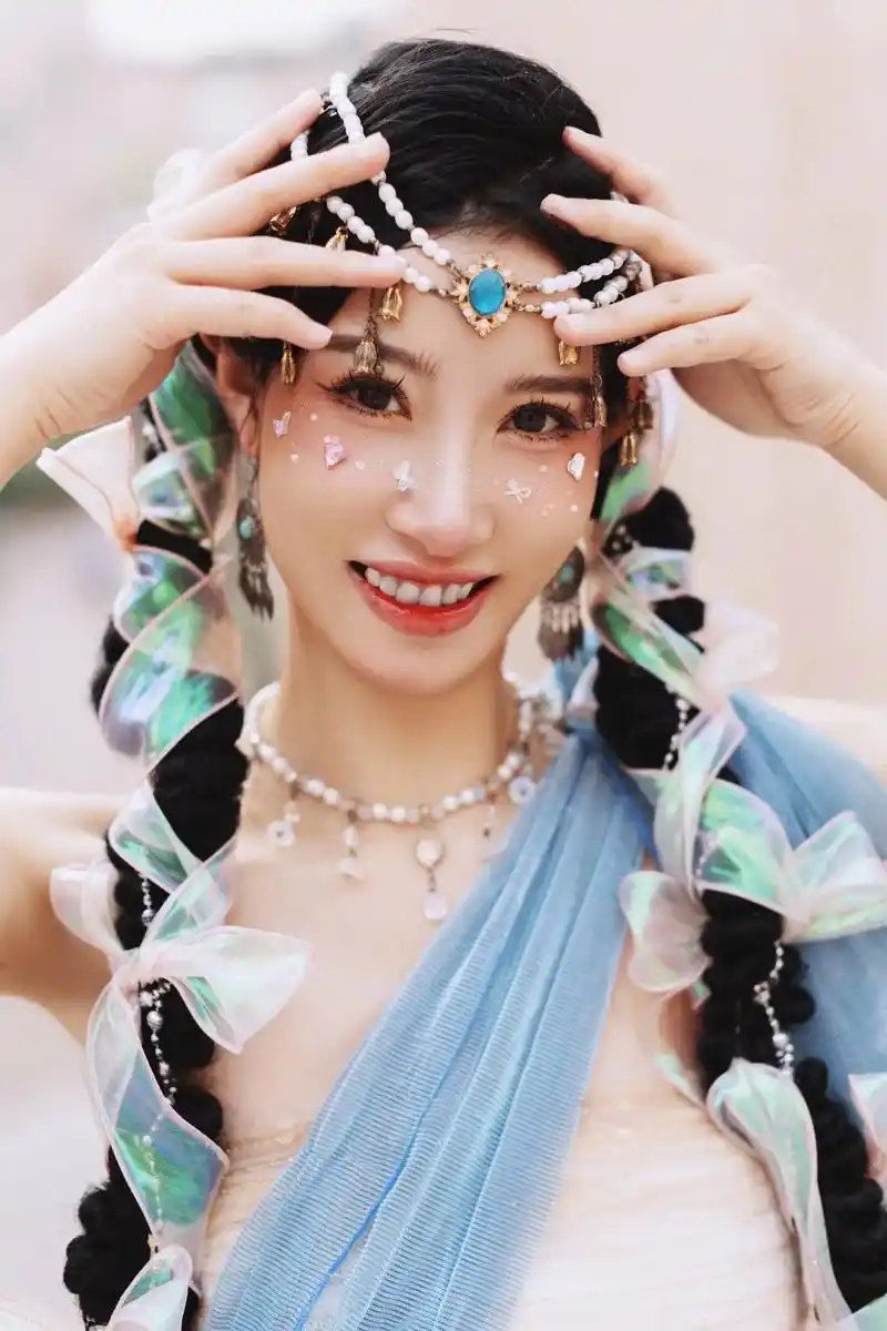 西域风情 #喀什古城 #新疆美女 #新疆旅行 - 抖音