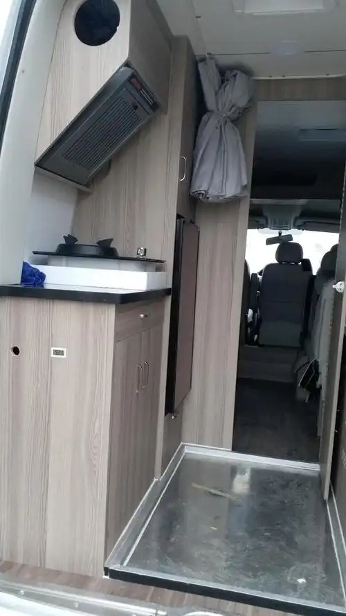 b型车后置厨卫使客厅空间更大