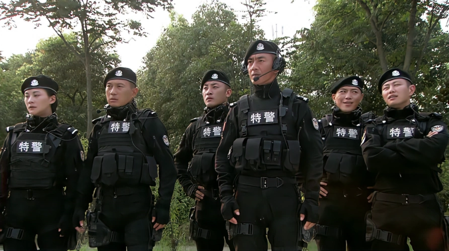 特警力量逃犯反侦察力极强被特警包围都能逃出去