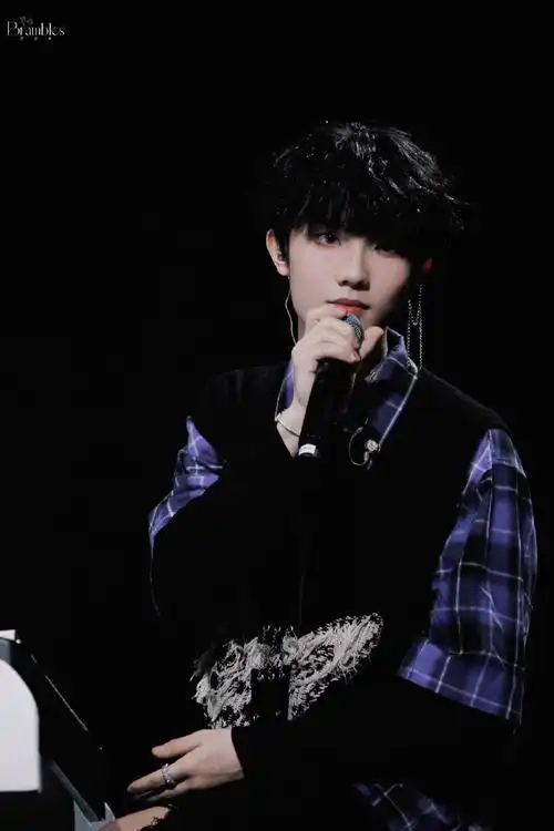 苏新皓 三代第一创作人##我的青春歌单##微博迎新之夜##今日星拍放送