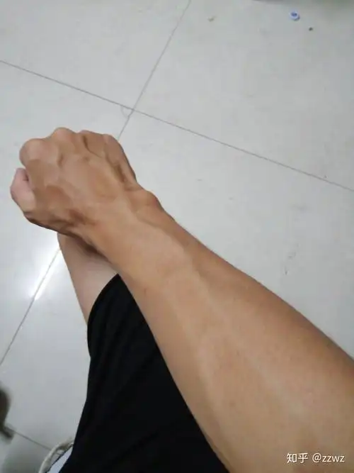 怎样才能有一双青筋暴起的手