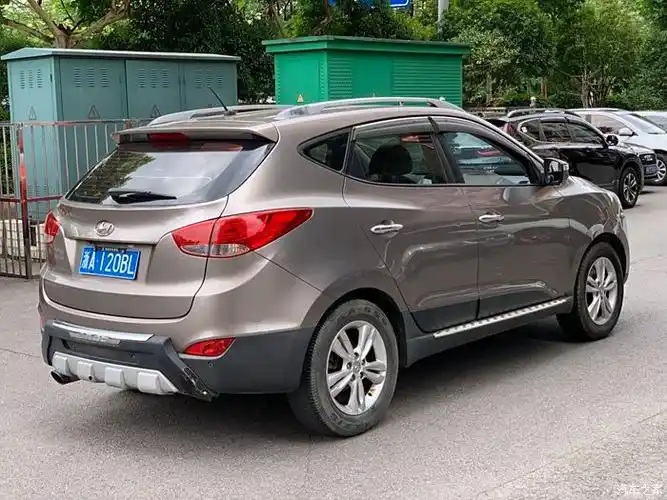 北京现代ix35 2012款 2.0l 自动两驱精英版gls