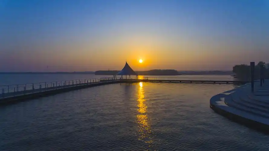 生态龙游湖,不明飞行物