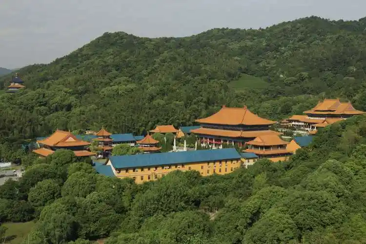 宁波余姚天下第一玉苑风景区