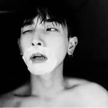 2019最火爆微信头像男黑白帅气 非主流个性男生头像大全