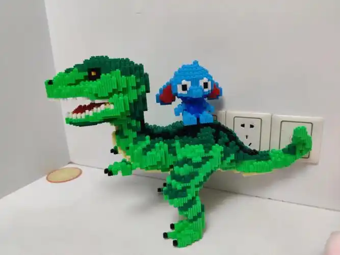 >02 29)给我的史迪仔当坐骑刚刚好哈哈哈～#恐龙  #小颗粒积木