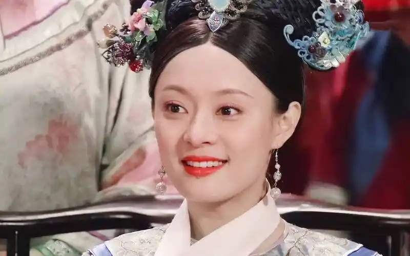 甄嬛传女演员早期作品对比,蔡少芬惊艳,蒋欣土胖,孙茜年龄成谜