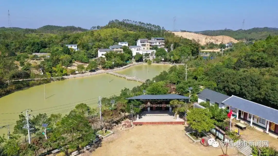 港口区大龙口生态休闲山庄获评广西五星级农家乐称号