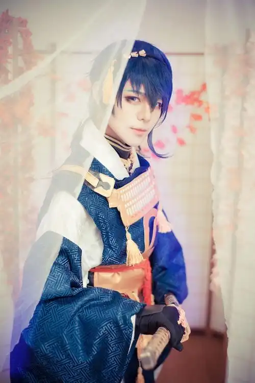 cos正片#三日月宗近#刀剑乱舞形のあるものが壊れて,… - 半次元