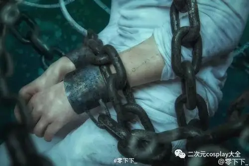 家庭教师六道骸水牢ver看到这一幕感觉好虐心