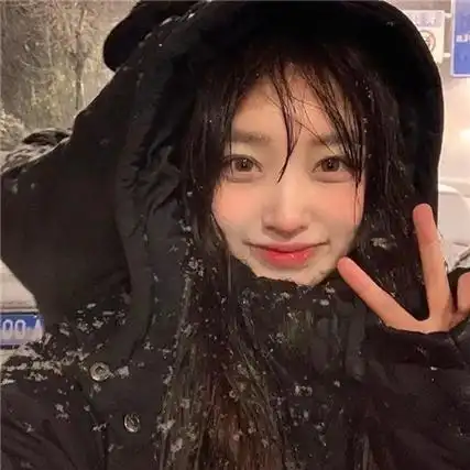 气质美女图片合集 要把温柔托付给能察觉你小情绪的人_qq头像个性网