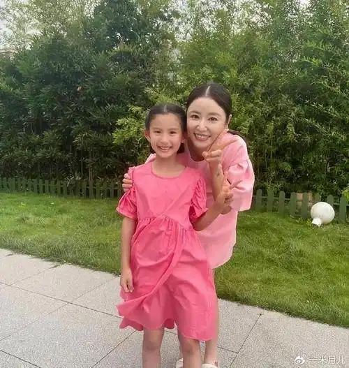 小海豚|林心如|霍建华_新浪新闻