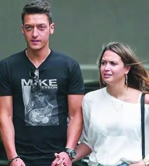 西媒披露厄齐尔离队原因 被弃皆因纵欲过度?