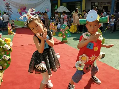 环保纸杯服装秀